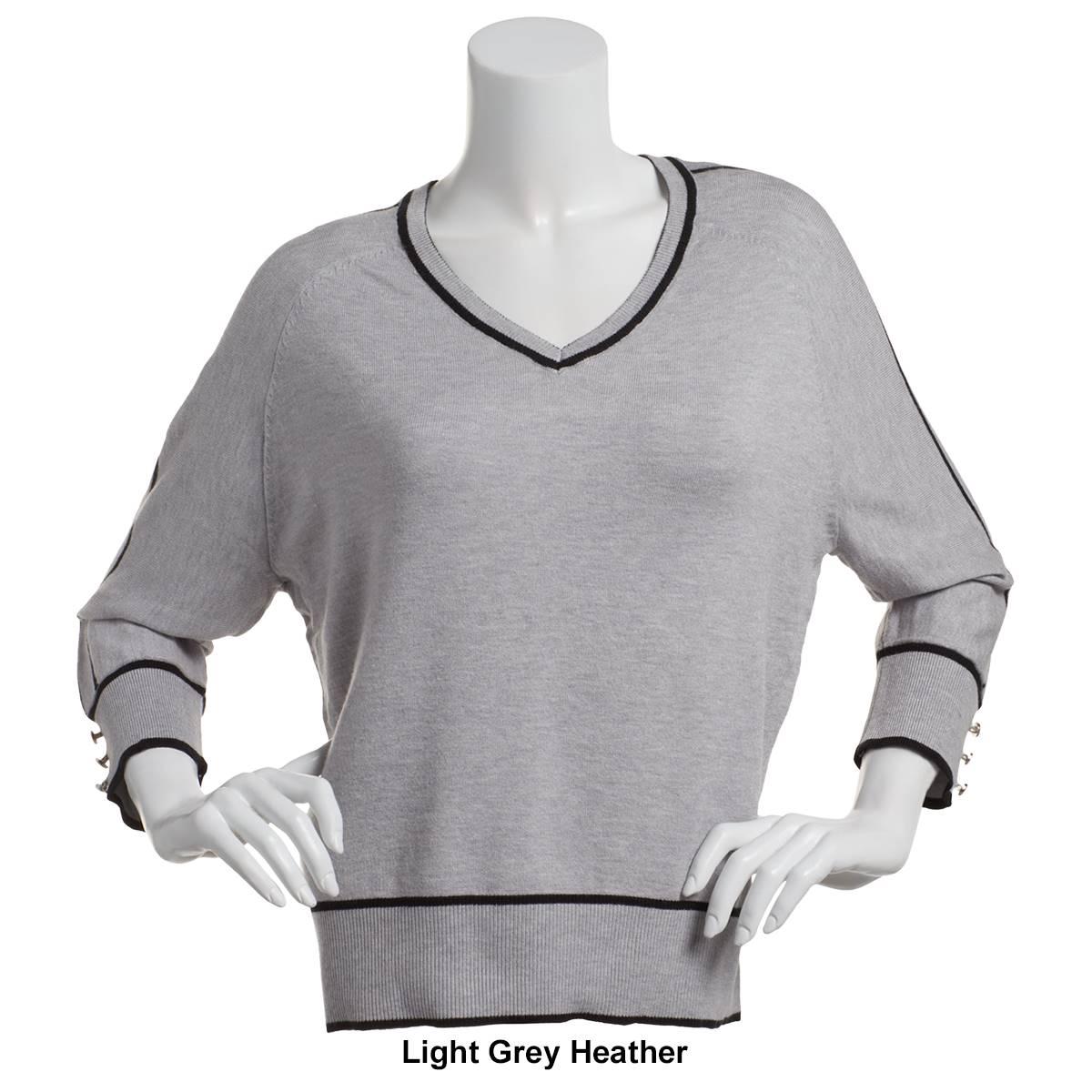 Womens Retrology 3/4 Sleeve V-Neck Tipped Sweater