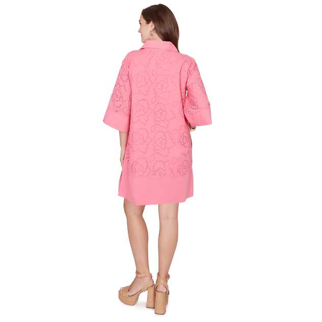 Petite Ruby Rd. Renaissance Romance Floral Eyelet Shift Dress