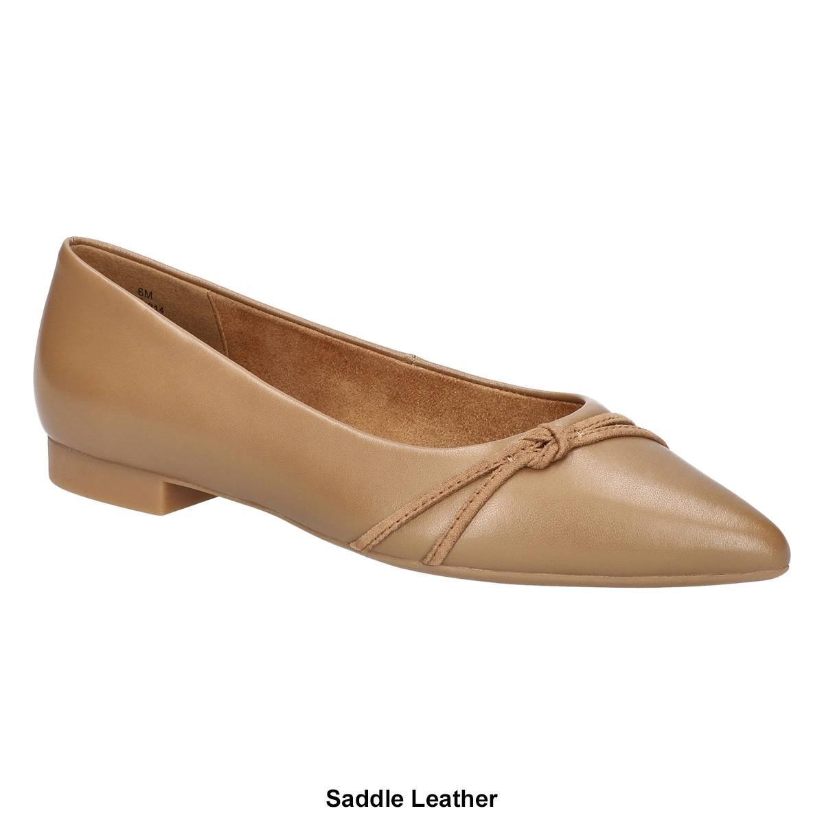 Womens Bella Vita Rhea Pointed Toe Flats