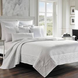J. Queen New York Lyndon Quilt