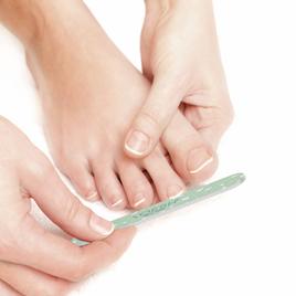 Voesh Pedi Moments Mango Delight Pedicure Kit