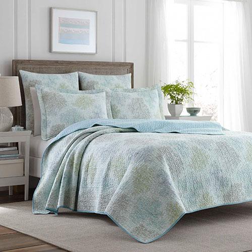 Laura Ashley(R) Saltwater Quilt Set