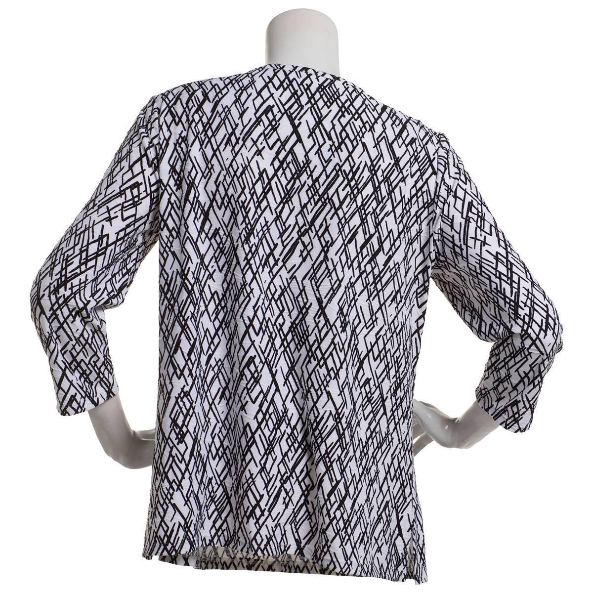 Womens Emily Daniels 3/4 Sleeve Abstract Tee