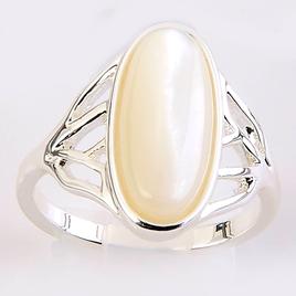 Ashley Cooper(tm) Silver Mother of Pearl Oblong Ring
