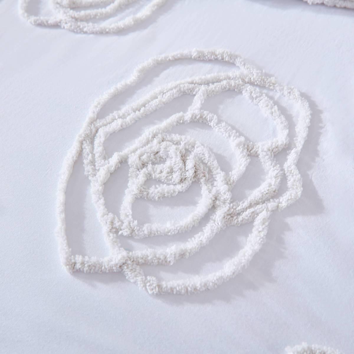 Betsey Johnson Rambling Rose Cotton White Duvet Set