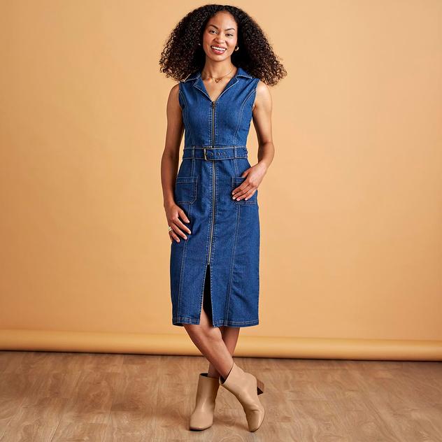 Womens Bebe Sleeveless Belted Denim Midi Dress