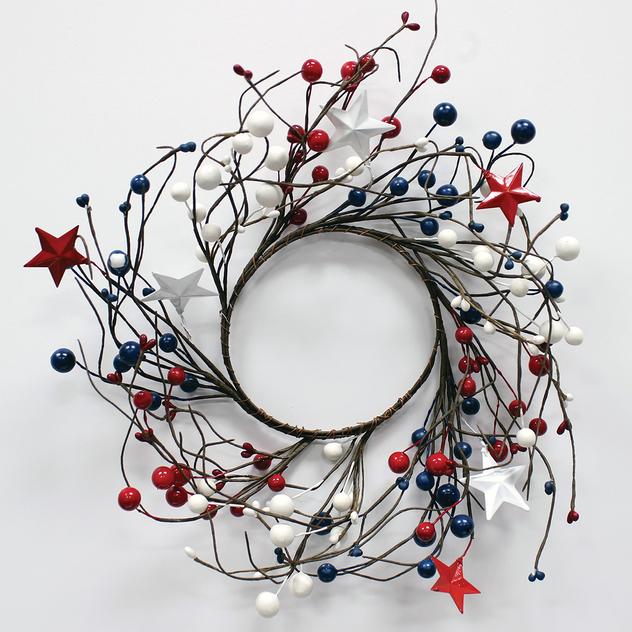 A Cheerful Giver® Americana Berries With Stars Candle Rings