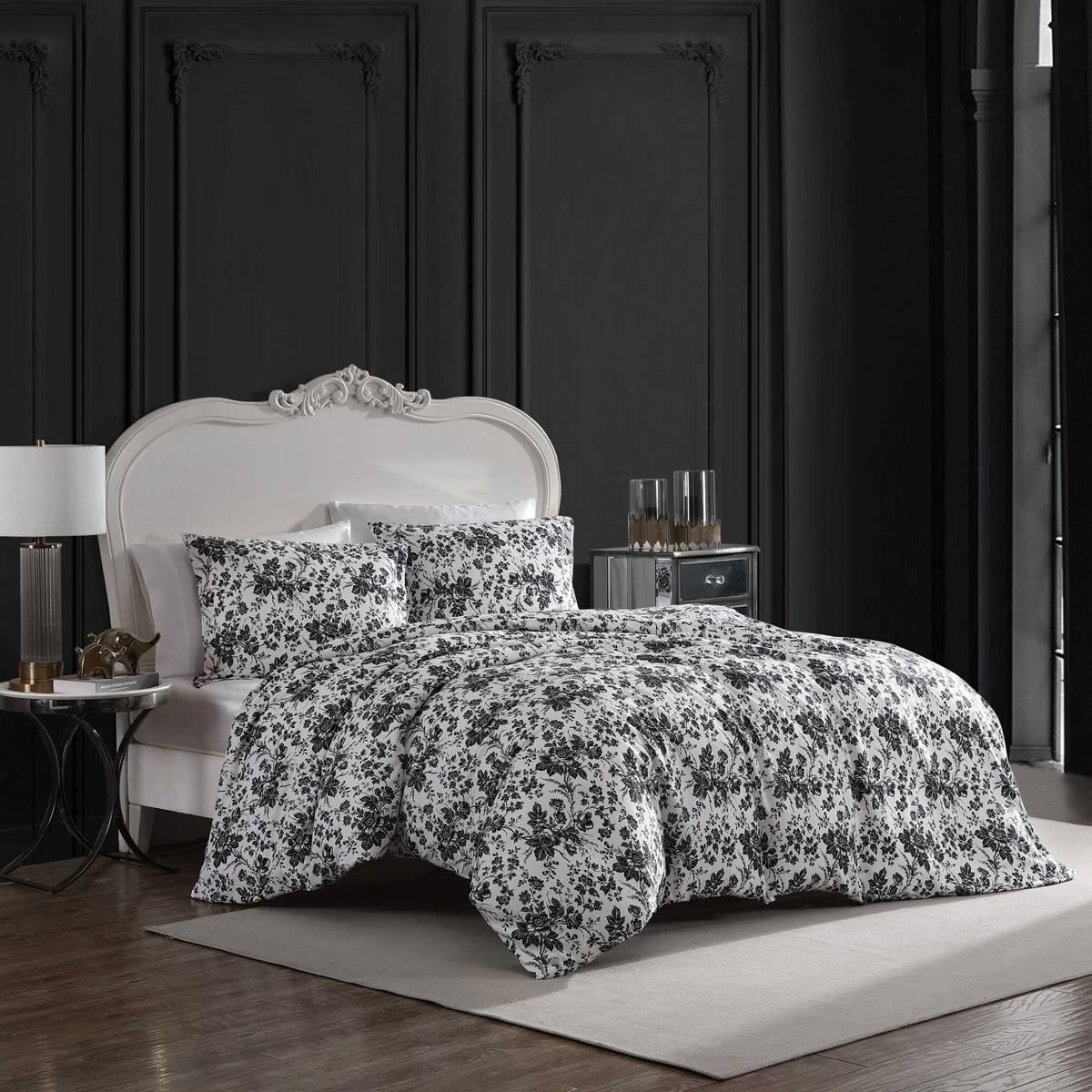 Betsey Johnson Betseys Toile Duvet Cover Set