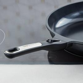BergHOFF Phantom Nonstick 12.5in. Ceramic Frying Pan