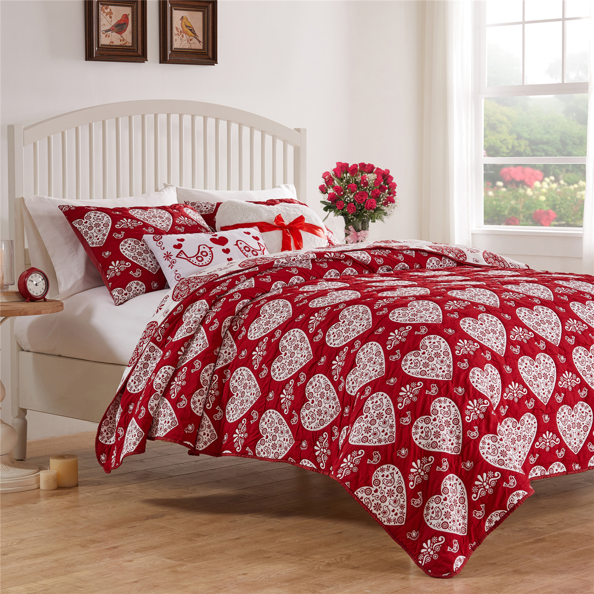 Greenland Home Fashions(tm) Novelty Holiday Matelasse Coverlet Set