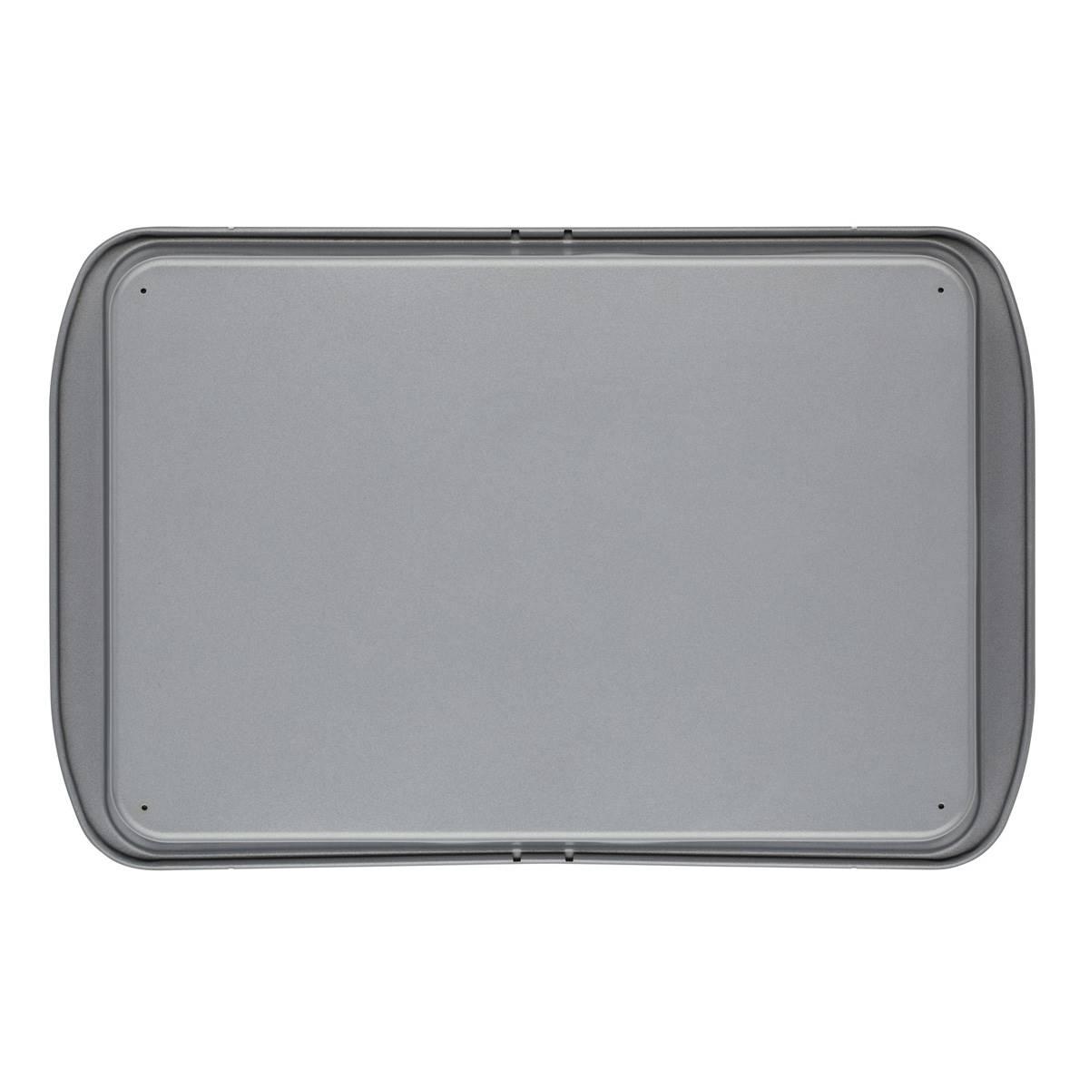 Farberware® SmartBrown Bakeware Nonstick Rectangular Cake Pan