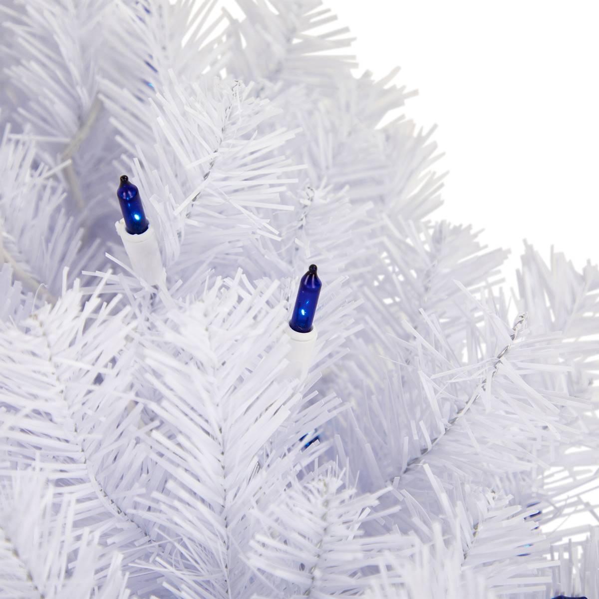 Pre-Lit Geneva 24in. White Spruce Artificial Christmas Wreath