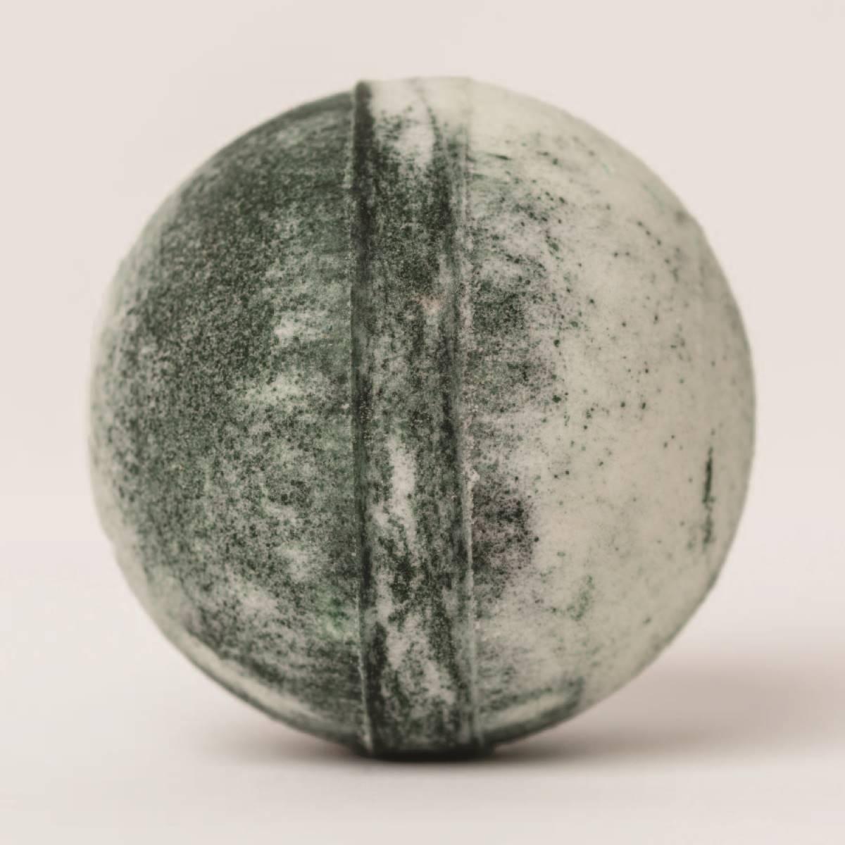 Cosset Dark Side of the Moon Calming Milk Therapy Bath Bomb®