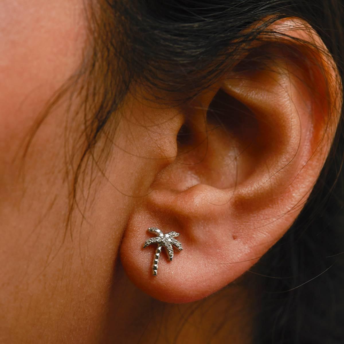 Haus of Brilliance 10kt. White Gold Diamond Palm Tree Earrings