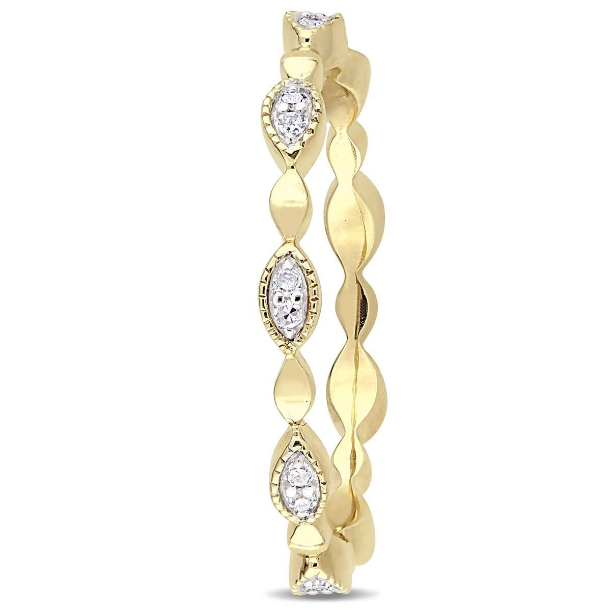 Diamond Classics™ 10kt. Gold 1/10ct. Diamond Anniversary Ring