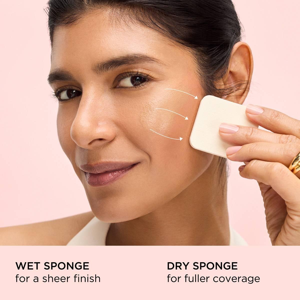 Elizabeth Arden Flawless Finish Sponge-On Cream Makeup