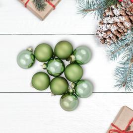 Northlight Seasonal 10ct. Grass Green Glass Christmas Ornaments