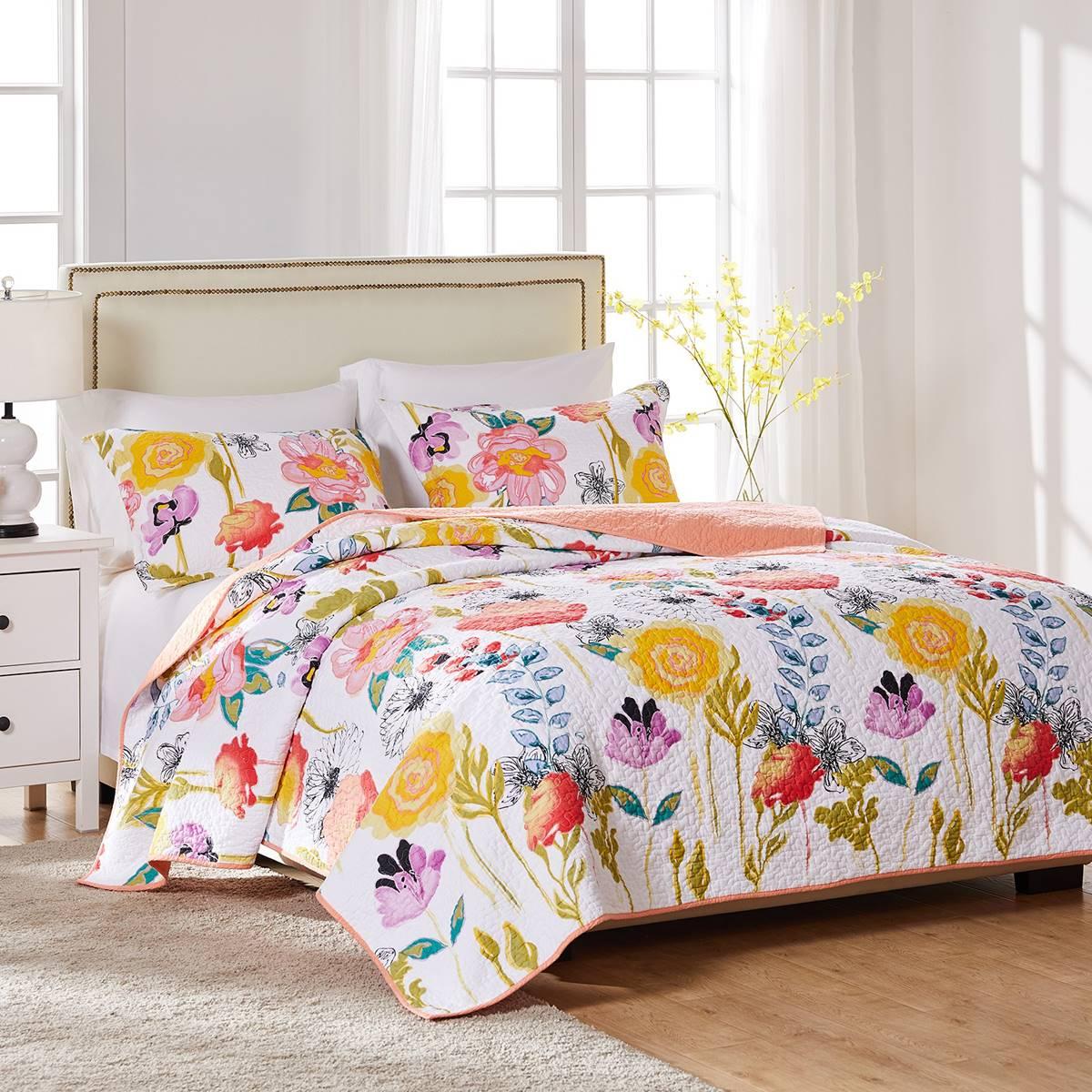 Greenland Home Fashions™ Watercolor Dream  Quilt Set w/ Pillows