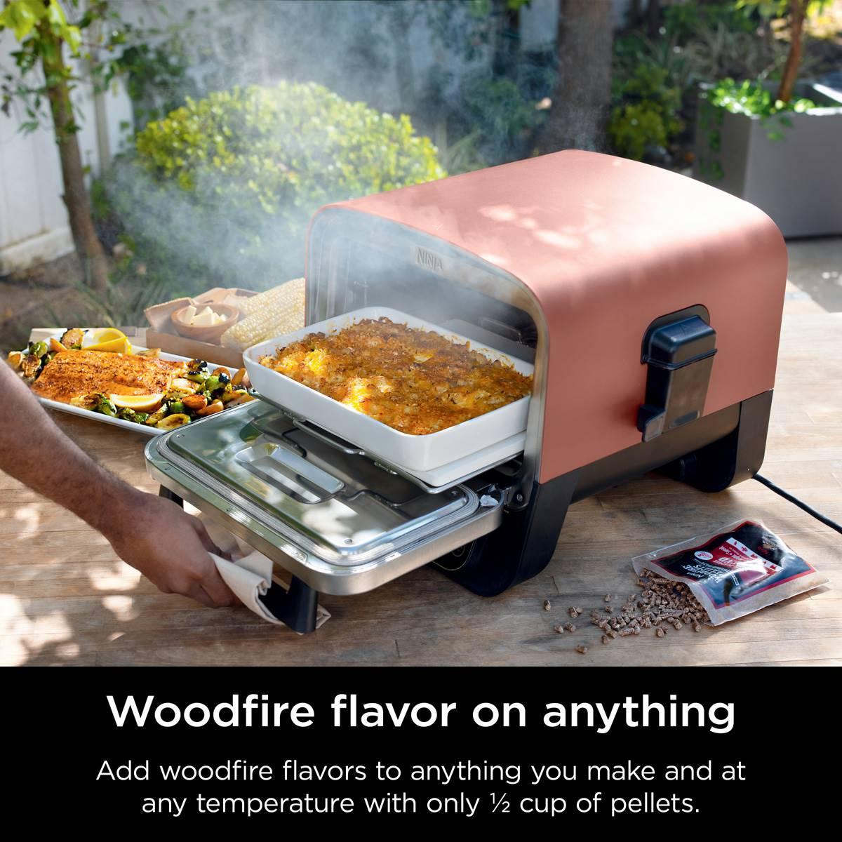 Ninja® Woodfire 8-in-1 Outdoor Oven