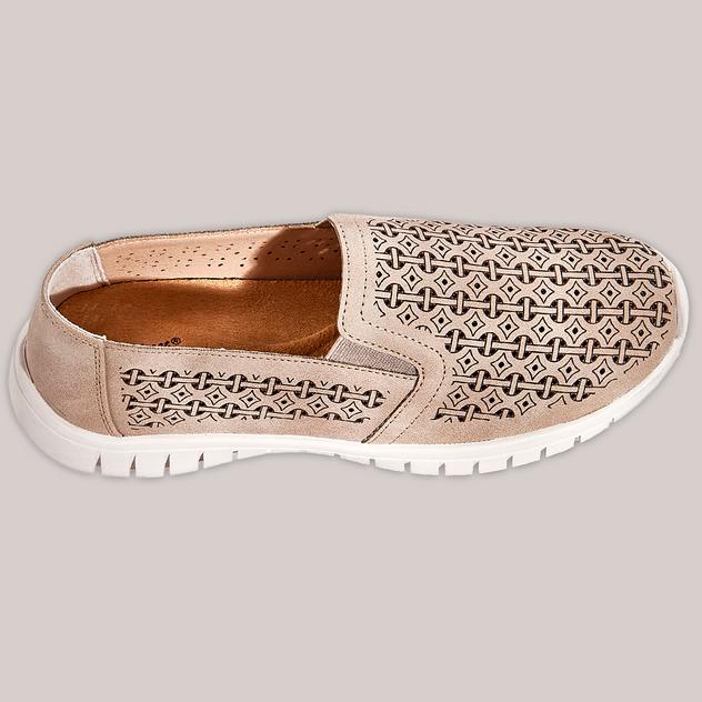 Womens Easy Street Fairfield Fashion Sneakers