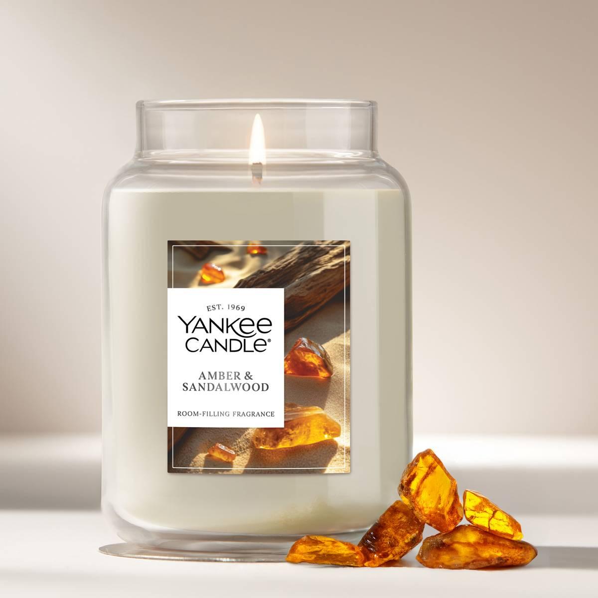 Yankee Candle(R) 22oz. Amber & Sandalwood Jar Candle
