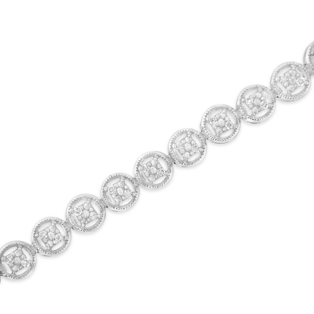 Diamond Classics™ 1/4ctw. Diamond Circle Frame Tennis Bracelet