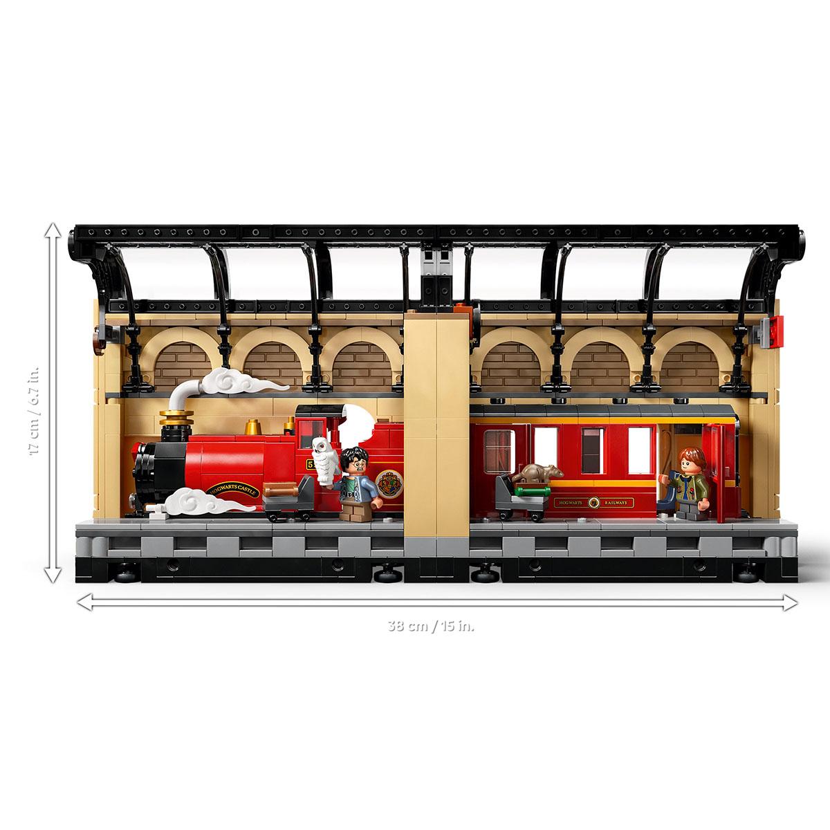 LEGO® Harry Potter Book Nook Hogwarts Express