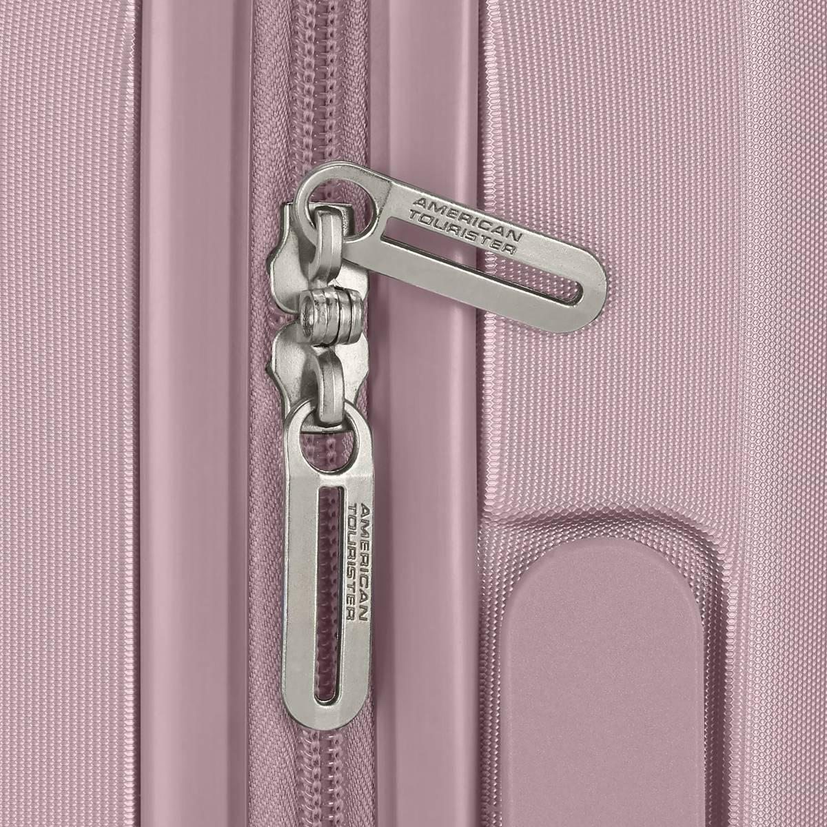 American Tourister Stratum 3.0 28in. Spinner Luggage