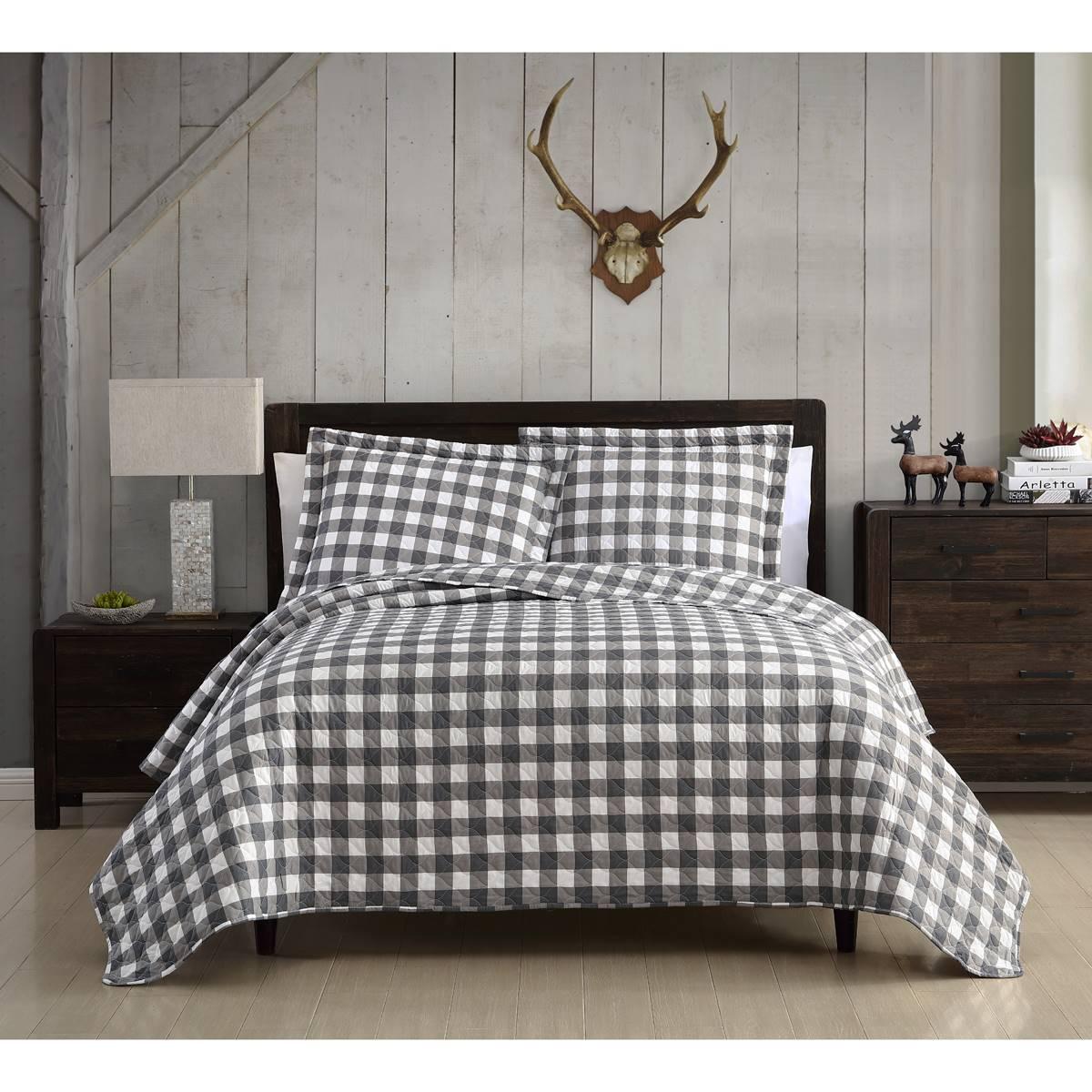 Spirit Linen Home™ Holiday Grey & White Quilt Set