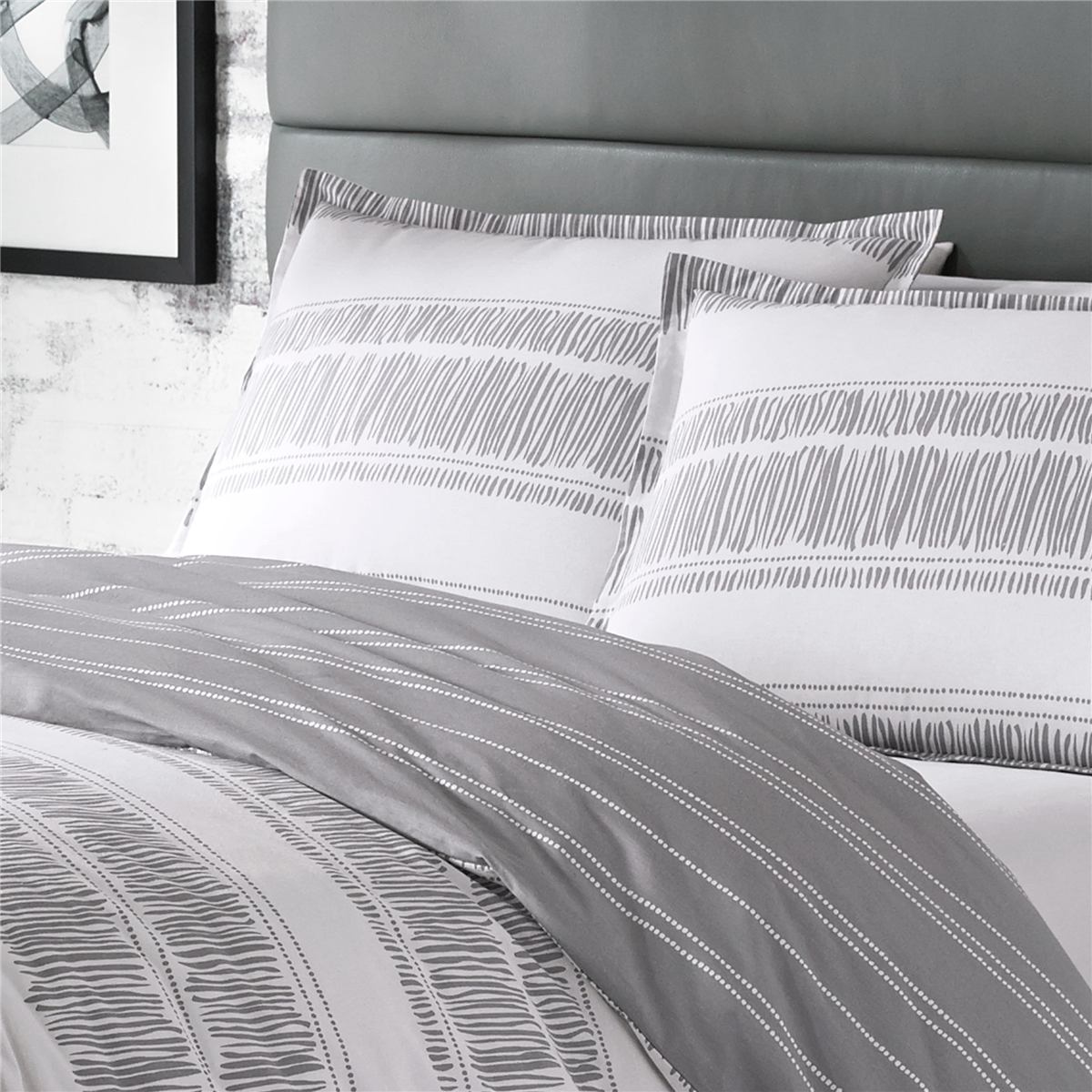 City Scene Ziggy Cotton Reversible Comforter Set