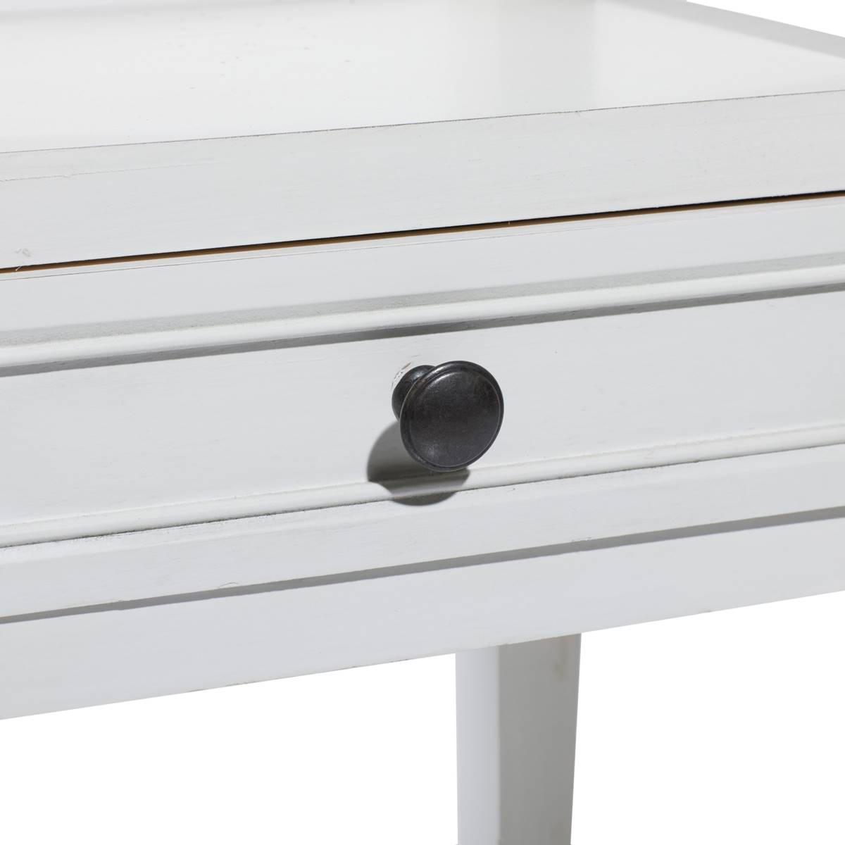 9th & Pike® White Pine Traditional Accent Table