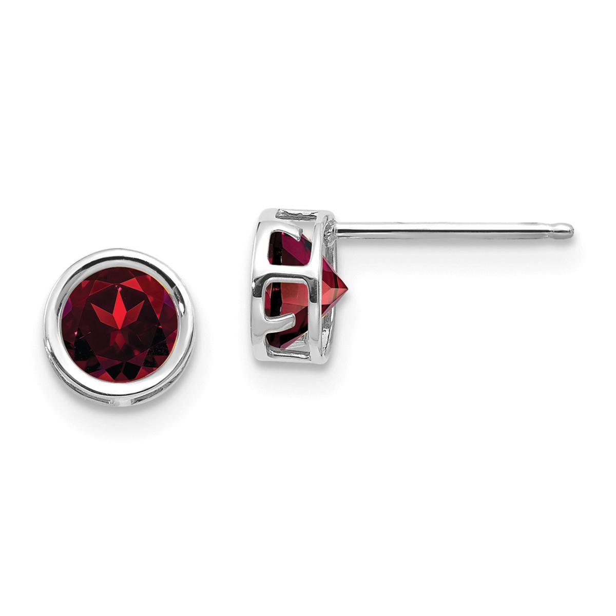 Gemstone Classics(tm) White Gold 5mm. Garnet Stud Earrings