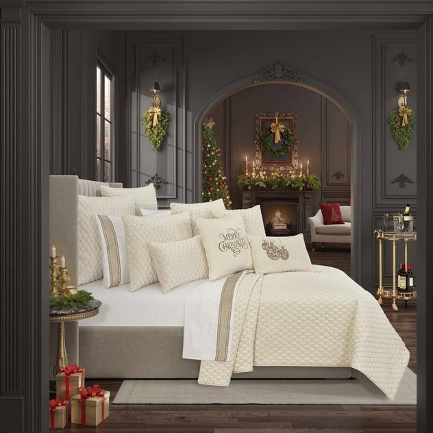 J. Queen New York Grandeur 3pc. Winter White Quilt Set