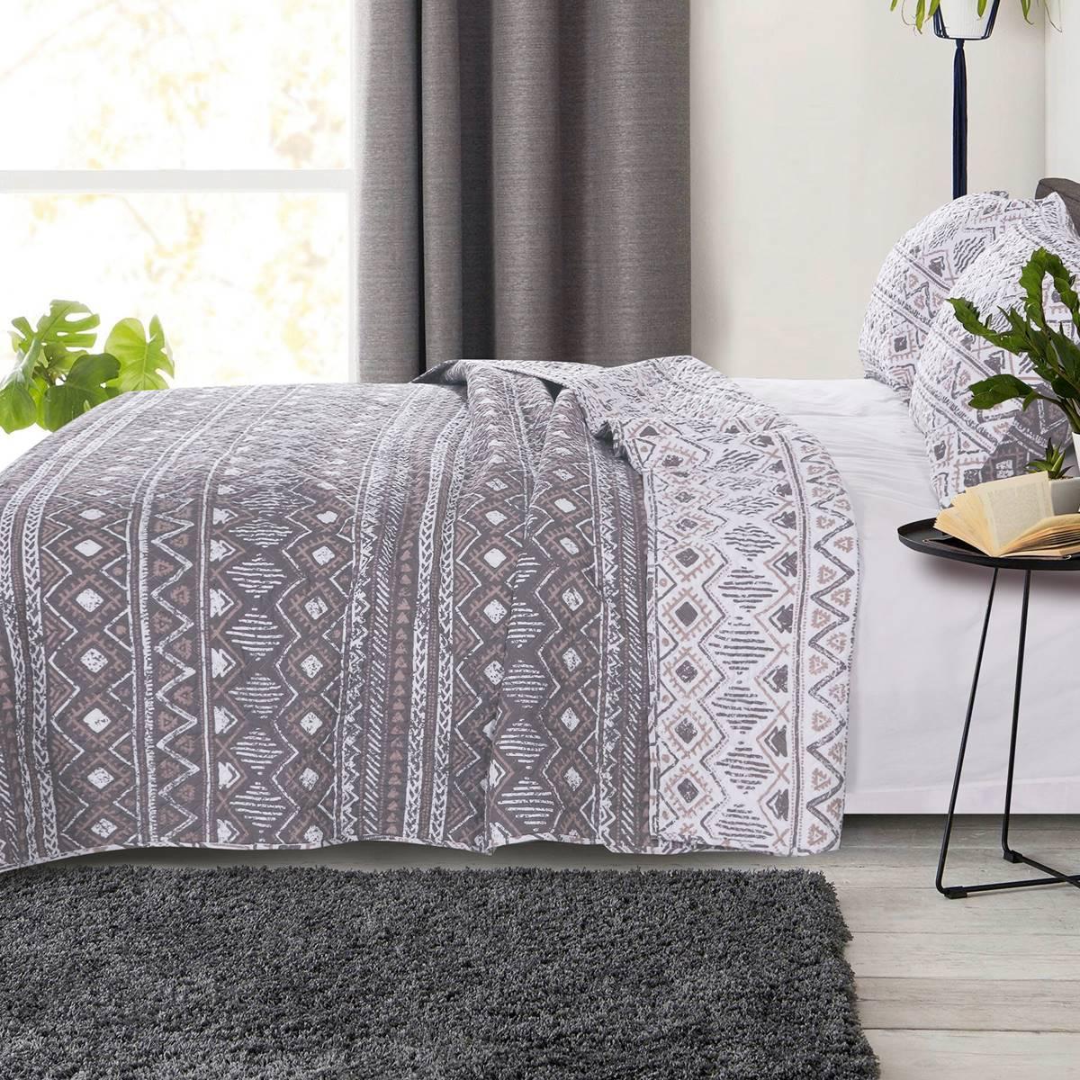 Greenland Home Fashions™ Denmark Hygge Reversible Quilt Set