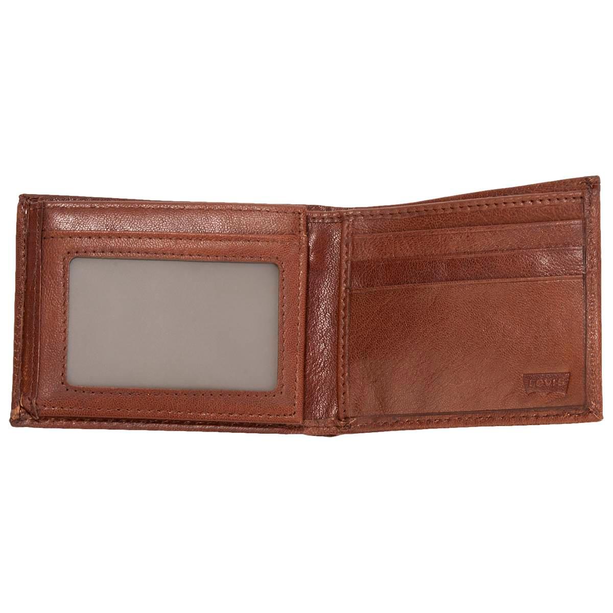 Mens Levi''s® RFID Moore Traveler Wallet