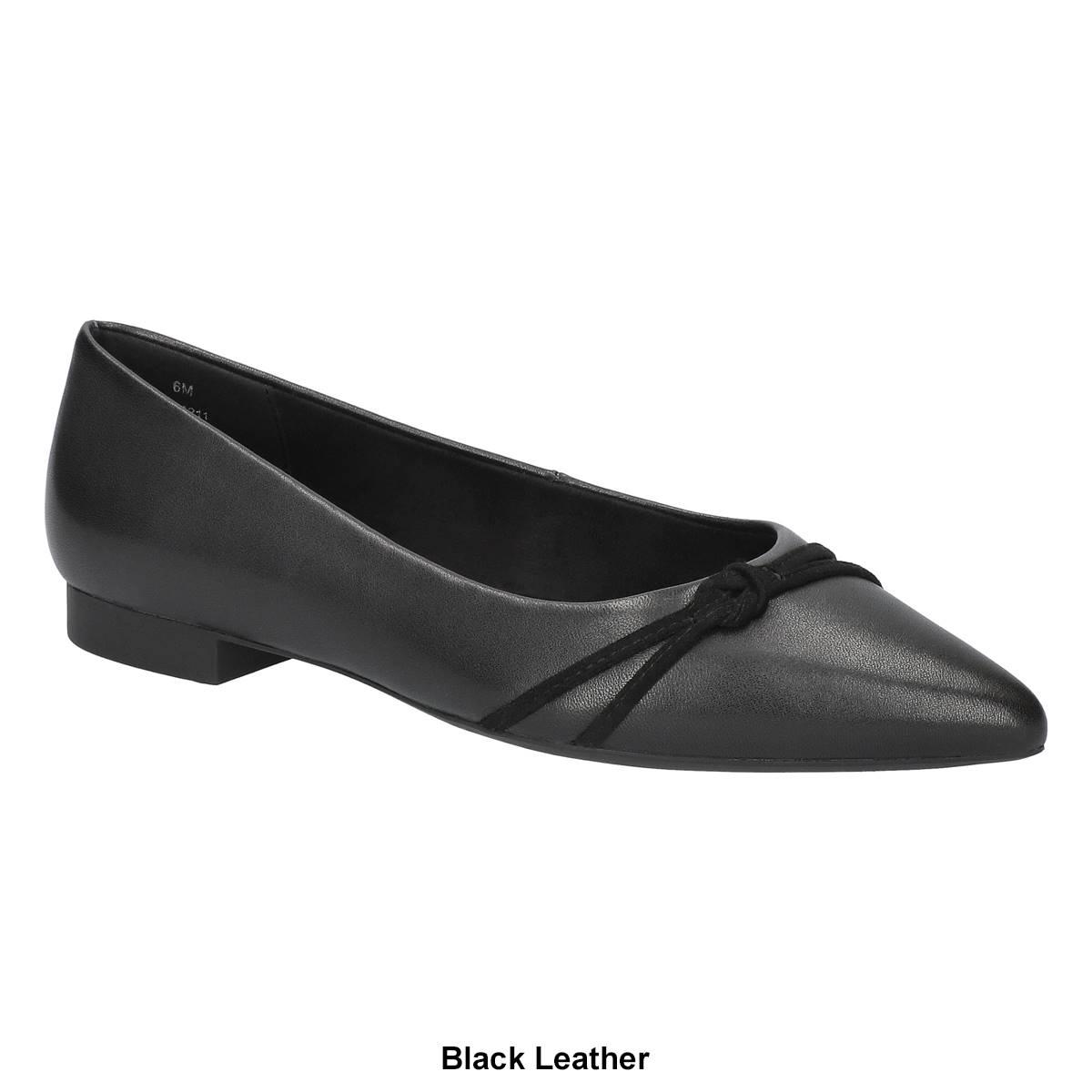 Womens Bella Vita Rhea Pointed Toe Flats
