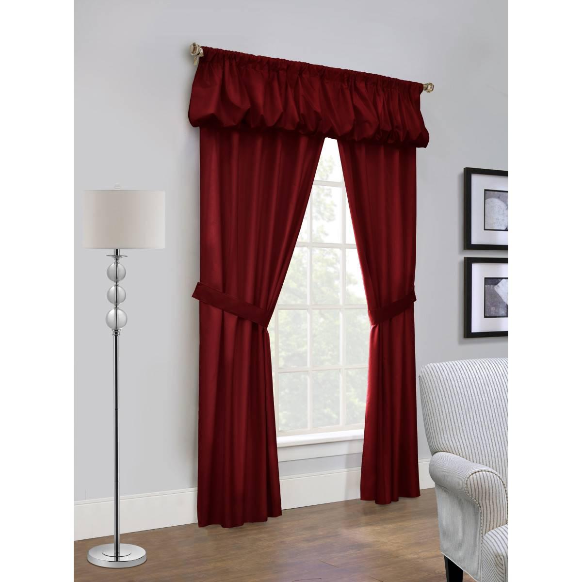Thermalogic(tm) 5pc. Prescott Rod Pocket Curtain Set