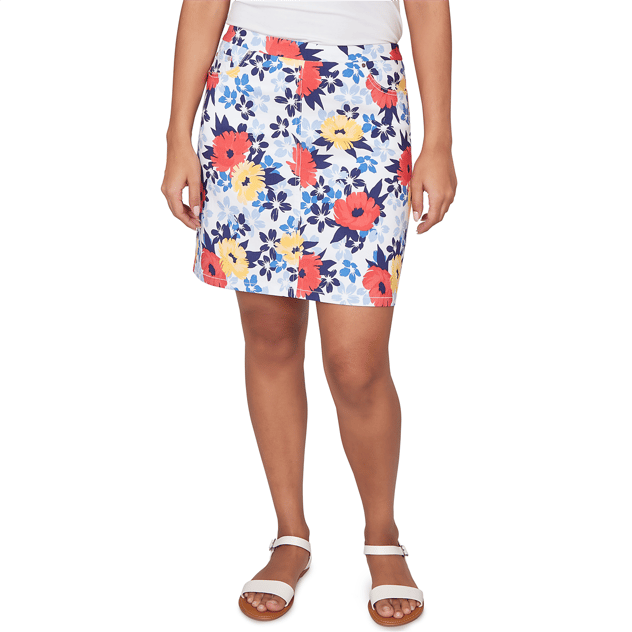 Petite Hearts of Palm Smooth Sailing Floral Pull On Skort