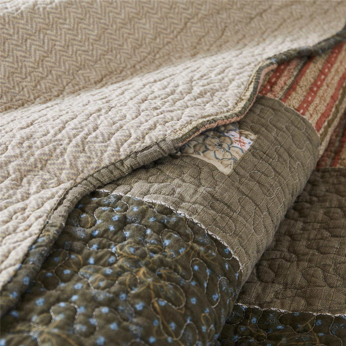 Greenland Home Fashions™ Sedona Reversible Quilted Throw Blanket