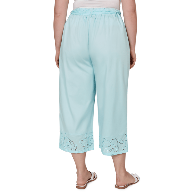 Plus Size Ruby Rd. Renaissance Romance Tie Waist Eyelet Capris
