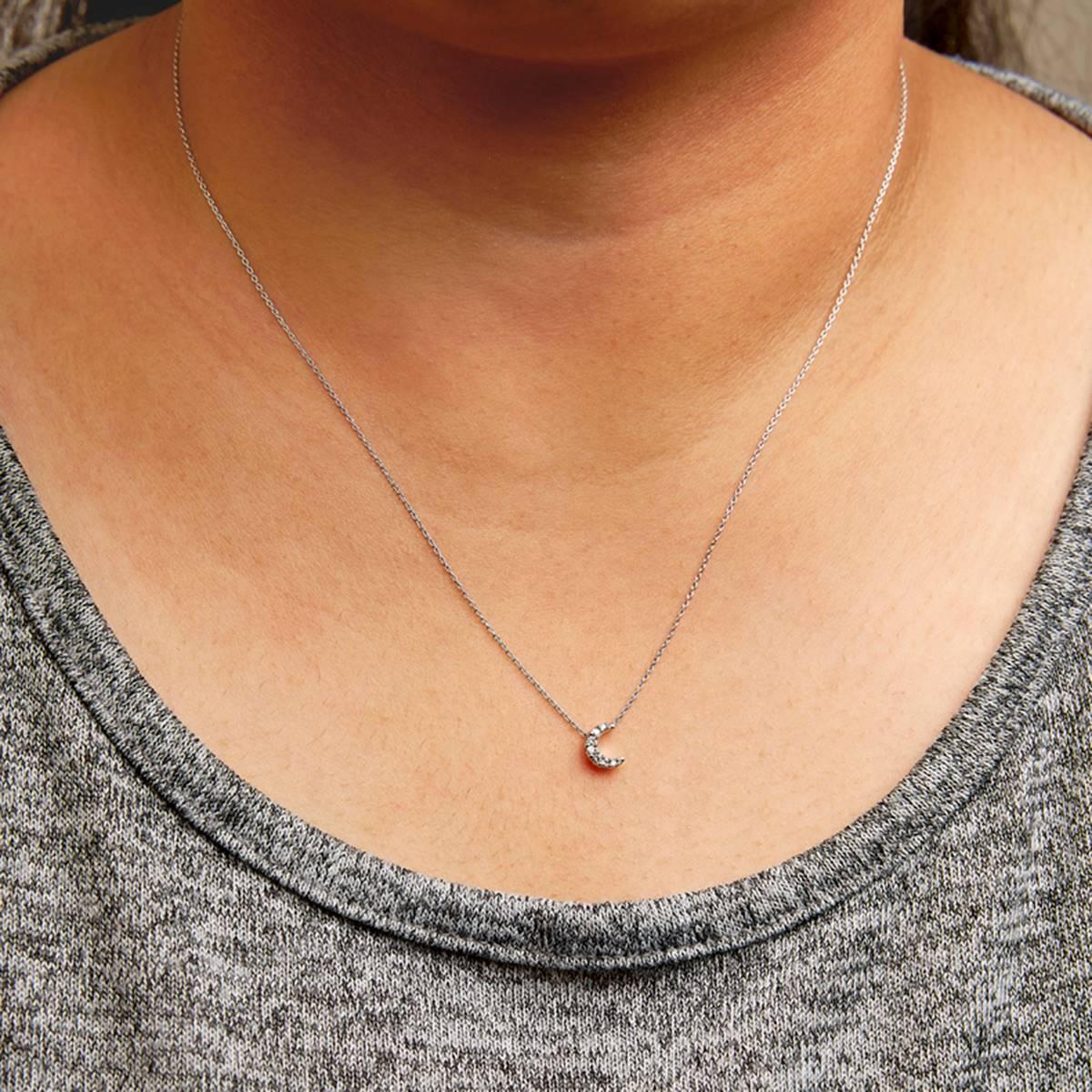 Haus of Brilliance 10kt. White Gold Diamond Moon Pendant