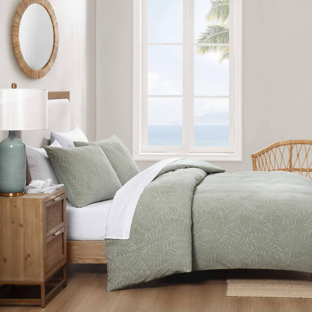 Tommy Bahama Harbor Palm 3pc. Comforter Set