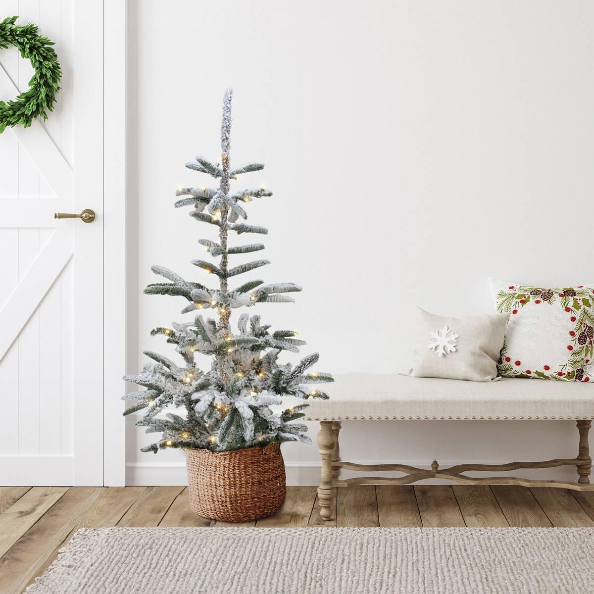 Northlight Seasonal 4.5ft. Nordmann Fir Artificial Christmas Tree