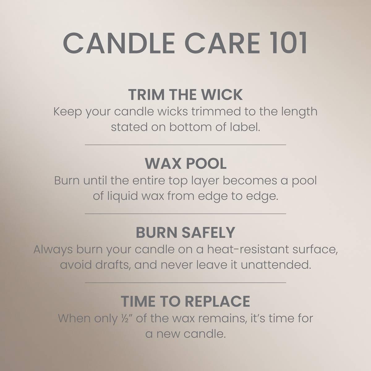 Yankee Candle® 22oz. Amber & Sandalwood Jar Candle