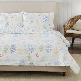 FreshFolds Maldives 3pc. Reversible Pastel Coral Quilt Set