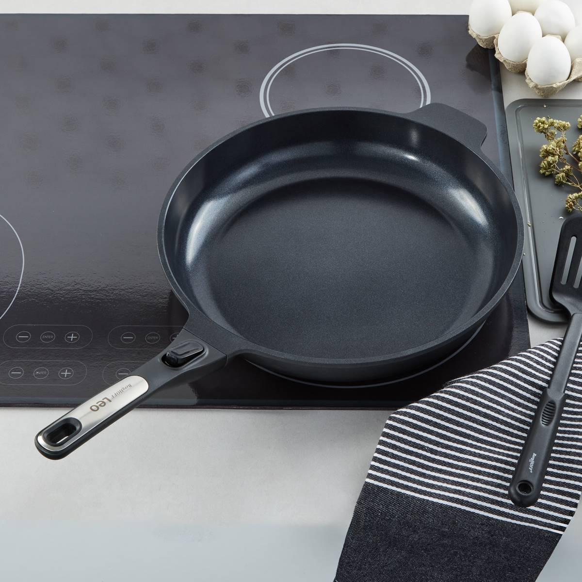 BergHOFF Phantom Nonstick 12.5in. Ceramic Frying Pan
