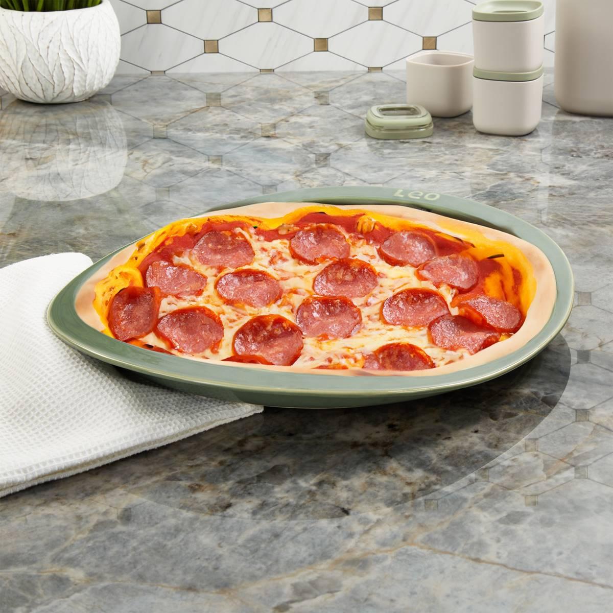 BergHOFF Balance 15.75in. Stone Ribbed Pizza Tray