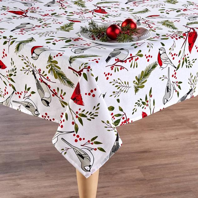 Cottage Classics® Birds & Pines Tabelcloth