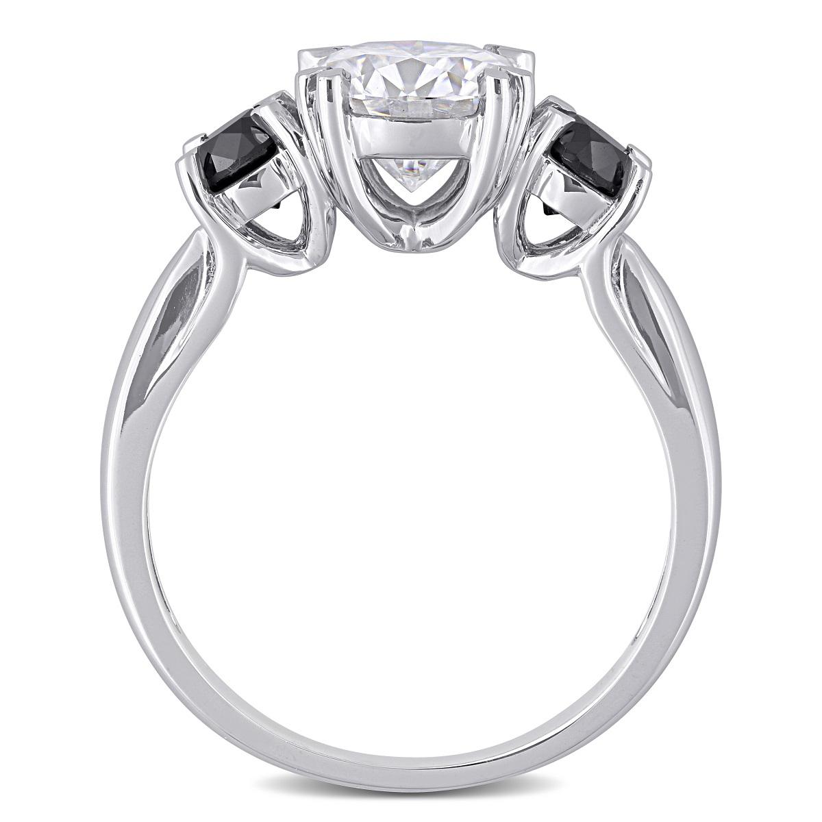 Diamond Classics™ 10kt. 3-Stone Black Diamond Ring