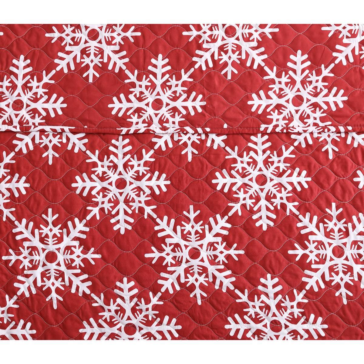 Spirit Linen Home™ Holiday Snowflakes Quilt Set